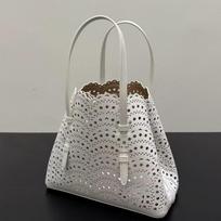 Nauja karvės odos aukščiausios klasės tuščiavidurė daržovių pintinė kibiro formos rankinė tote krepšys per petį crossbody rankinė moterims 17.5cm*16cm*9cm balta