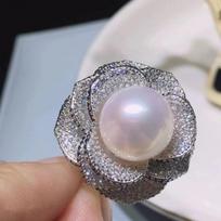 Retro light luxury freshwater pearl ring Camellia ring round strong light big white pearl high-end jewelry balta
