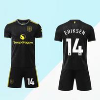 25/26 Man Utd Juodas marškinėlis Nr. 14 16