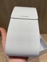 Prada baltas akinių dėklas, Nešiojamas kietas akinių dėklas, Būtinas kelionėms, Atostogų aksesuaras balta