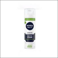NIVEA MEN Jautrios odos skutimosi putos 200 ml