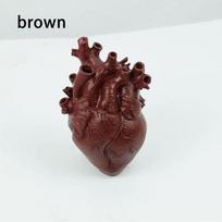 Kūrybinga širdies formos širdies vaza Vazos gėlėms Skulptūra Individualizuota vaza Širdies formos menas Dervos vaza Stalo namų dekoracija ruda
