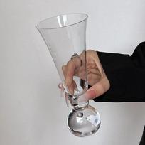 Horn-shaped Glass Milkshake Cup Ball Shape Bottom Ice Cream Cup Highball Glasses  Bar skaidri
