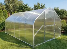 Šiltnamis Žalias Classic PLIUS 2.75x8 polikarbonatinis rėmas 20x40 arkos kas 0,67m