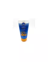 „Nivea Sun“ apsaugantis ir drėkinantis saulės kremas su nematomu efektu, SPF 50, 150 ml
