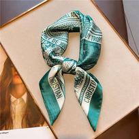 Popular Square Shawls Luxury Sunscreen Satin Kerchief Four Seasons 90X90Cm Silk Scarves Fashion Letter Headcloth Scarf Bag 70X70cm black