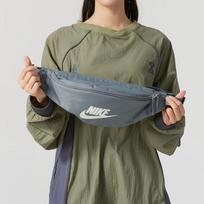 Nike Sportswear Juosmens krepšys One Size