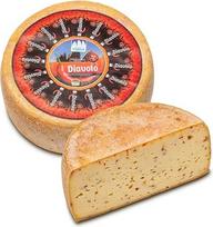Diavolo sūris su aitriosiomis paprikomis Senn. Trys alavo formos Apie 2 kg