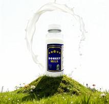 DON DONKEY'S Asilų pienas 200 ml Šviežias žalias pienas 200 ml buteliuke, skirtas mitybai ir odos priežiūrai Atšaldytas, kad būtų šviežias ir kokybiškas Mažai laktozės turinčio pieno jautriai odai ir alergiškiems žmonėms