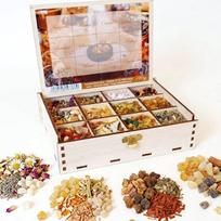 Smilkalų dėžutė "Annual Circle 12 Incense Set", "Raunächte Set" - smilkalai, žolelės ir dervos medinėje dėžutėje su instrukcijomis - dvasiniams ritualams ir grubiai nakčiai - be smilkytuvo
