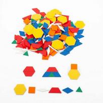Plastikinės geometrinių figūrų plokštelės, 250 vnt.
