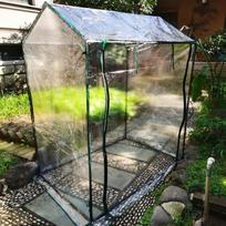 Atsparus oro sąlygoms šiltnamio izoliacinis uždangalas augalams ir gėlėms, tinkamas naudoti lauke arba žiemos sodelyje žiemą Length 130 * Width 90 * Height 150