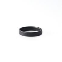 Mažas kiekis 4 mm matinio juodo keraminio žiedo vyrams Minimalistinis pagrindinis žiedas Madingi vyriški stacking juvelyriniai dirbiniai Aksesuarai 5 black