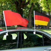 12 vnt. Transporto priemonės vėliavos stiebo laikiklis Plastikinis spaustukas Sukurtas automobilio vėliavos strypas Kompaktiškas kelioninis Lauko vėliavos laikiklis Vėliavos stiebo transporto priemonės reikmuo 44X4.5X2.7CM