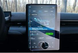 GAFAT suderinama su "Ford Mustang Mach-E 2021-2025 2026" 15,5 colio navigacijos apsaugine plėvele, 15,5 colio grūdinto stiklo ekrano apsauga, skirta "Mustang Mach-E" informacijos ir pramogų sistemai SYNC 4, 9H apsauga nuo įbrėžimų