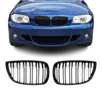Performance priekinės Grotelės skirtos BMW E81 / E87, dvigubos, juodos blizgios