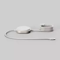 ZENS Charging Cable USB C-C Pro 2 – magnetinis USB C-C laidas, skirtas laidiniam įkrovimui iki 240 W, palaiko Qi2 15 W, skirtas naudoti su mažiausiai 65 W maitinimo šaltiniu, ilgis 1,5 m (baltas)
