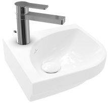 Voniai skirtas praustuvas Villeroy & Boch Subway 3.0 kampinis praustuvas 32x32 cm, su CeramicPlus danga, baltas 437146R1