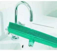 Leifheit Rubber brush with a 35cm telescopic handle