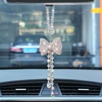 Kūrybiškas deimantinis kaspinėlis automobilio pakabukas Mielas kristalinis kutų grandinėlės galinio vaizdo veidrodėlio papuošalas perlinis kalnų krištolas Automobilio aksesuarai Moterys