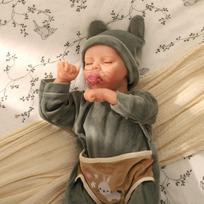 45cm Whole Body Silicone Vinyl Bebe Reborn Girl  Handmade Lifelike Realistic Reborn Doll Toy For Children Cloth body