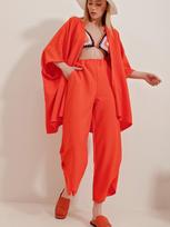 TREND ALAÇATI STILI Moteriškas kimono ir kelnės