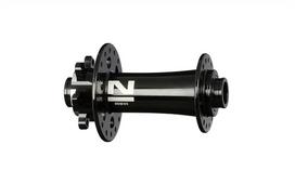 Novatec D791SB-B15 priekinė stebulė / 15 x 110 mm thru axle / 32H / 6-bolt / 2 x NBK uždari guoliai / 155 g