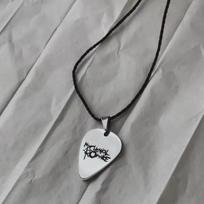 Nerūdijančio plieno My Chemical Romance Cosplay Karoliai Roko Grupės Gitaros Plekštuko Pakabukas Chokeris Papuošalų Aksesuarai Vyrams Moterims Dovanos