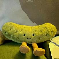 Kawaii agurko pliušinis žaislas Minkštas kimštas agurkas su šypsančiu veidu kojomis Animacinis maisto lėlė Mielas namų dekoras Gimtadienio dovanos Mergaitei 13-15cm yellow