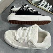 Niche design black and white panda bread shoes women flip fur canvas couple skateboard shoes tide 35 balta