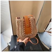 Niche bags women's 2025 new summer messenger hand-woven straw bags seaside vacation beach bags chaki