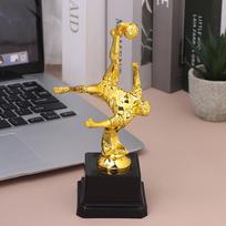 Futbolo trofėjaus apdovanojimas Suvenyrinis plastikinių žaislų vakarėlio apdovanojimų trofėjų konkurso nugalėtojas Mini futbolo trofėjus vaikams Dovana One Size