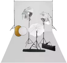 Studijos komplektas su šviestuvais/skėčiais/fonu/reflektoriumi
