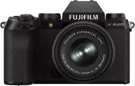 FUJIFILM X-S20 + FUJINON XC 15-45mm F3.5-5.6 OIS PZ (Juodas)