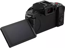 Panasonic Lumix DC-G100D Body (Juodas)