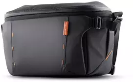 Kameros krepšys - PGYTECH OneMo Sling 11L, universalus dizainas, patogus peties paminkštinimas, erdvės juoda