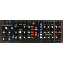 Behringer Model D Analog Synthesizer Sintezatorius
