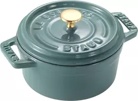 STAUB MINI COCOTTE Apvalus ketaus puodelis, 250 ml, eukalipto spalvos