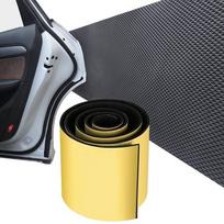 Automobilio durų apsauga – buferis garažo sienai