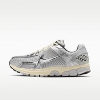 Nike Air Zoom Vomero 5 'Grey Fog Chrome' 42