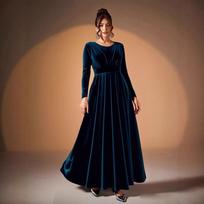 Elegantiška vakarinė suknelė Elegantiška moteriška aksominė maxi suknelė ilgomis rankovėmis rudens vestuvių svečiui, kokteilių vakarėliui, oficialiems renginiams XS povo mėlyna spalva