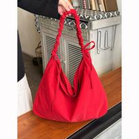Folded Drawstring Cloud-shaped Bag - Large Capacity, Laid-back Style, Single Shoulder Crossbody Bag, Commuting Bag raudona