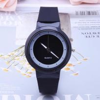 Simple Girls Students Quartz Analog Jelly Wrist Watch Silicone Band Round Dial