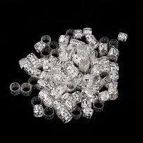 100vnt Širdies metaliniai rankogaliai plaukų priauginimo papuošimai Dredai karoliukai sidabriniai 10x8 mm sidabras