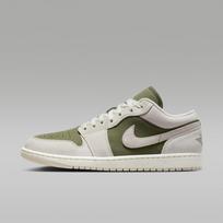 Jordan 1 Low SE Medium Olive Sail 44.5 beige