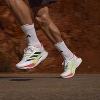 adidas Adizero Boston 12 Debesėlių baltumo, pagrindinės juodos, ryškiai raudonos 44