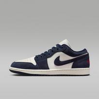 Jordan 1 Low SE Obsidian Suede 40 white