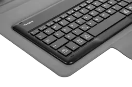 Targus Pro-Tek™ universalus 9–11 colių klaviatūros dėklas (vokiečių k.) – QWERTZ klaviatūra, juoda
