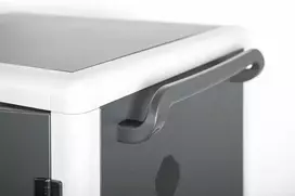 „Digitus“ DN-45005 mobili įkrovimo spintelė 30 nešiojamųjų kompiuterių / planšetinių kompiuterių (iki 16 colių), duomenų sinchronizavimas, UV-C, USB-A