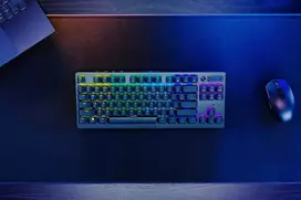 Razer Klaviatūra RZ03-04370100-R3M1 / DeathStalker V2 Pro TKL Juodas
